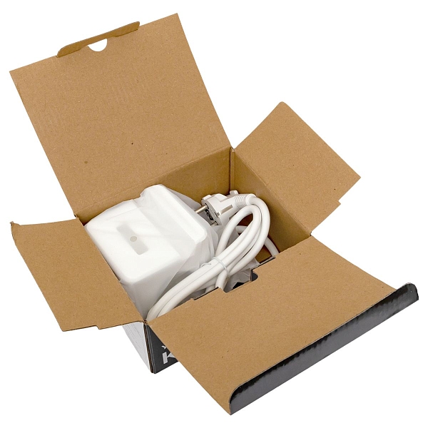 Удлинитель "Куб" 2 гнезда 1USB + 2Type C с быстрой зарядкой, подставкой под телефон и ночником 1,3 метра 1мм2